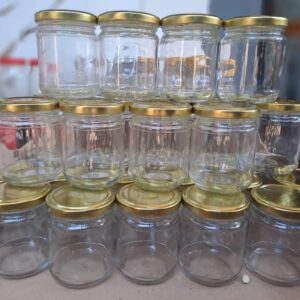 packaging tins with metallic cover